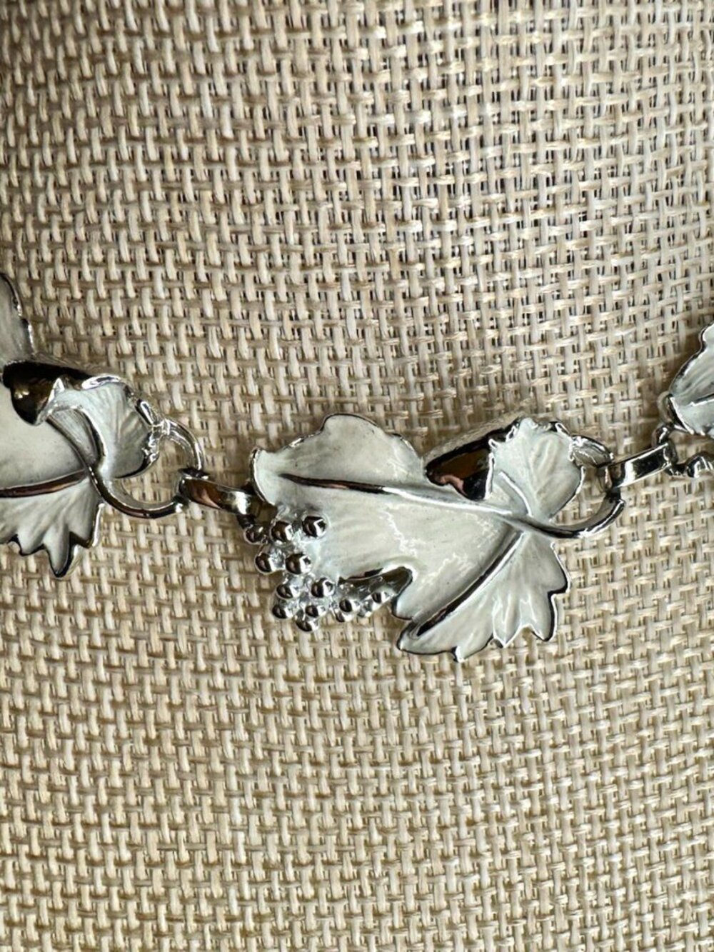 Vintage Lisner White Enamel Grape Leaf Necklace Silver Tone